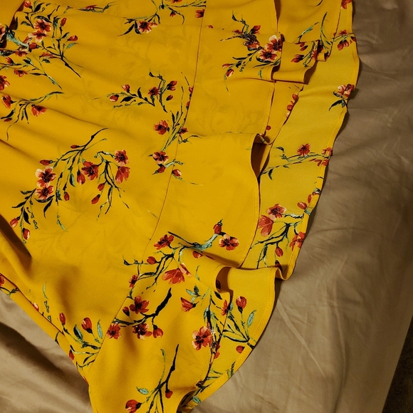 Dress - Picture 5 of 6